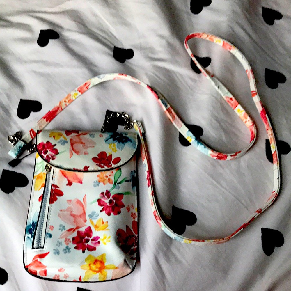 Wallet/purse with long strap.